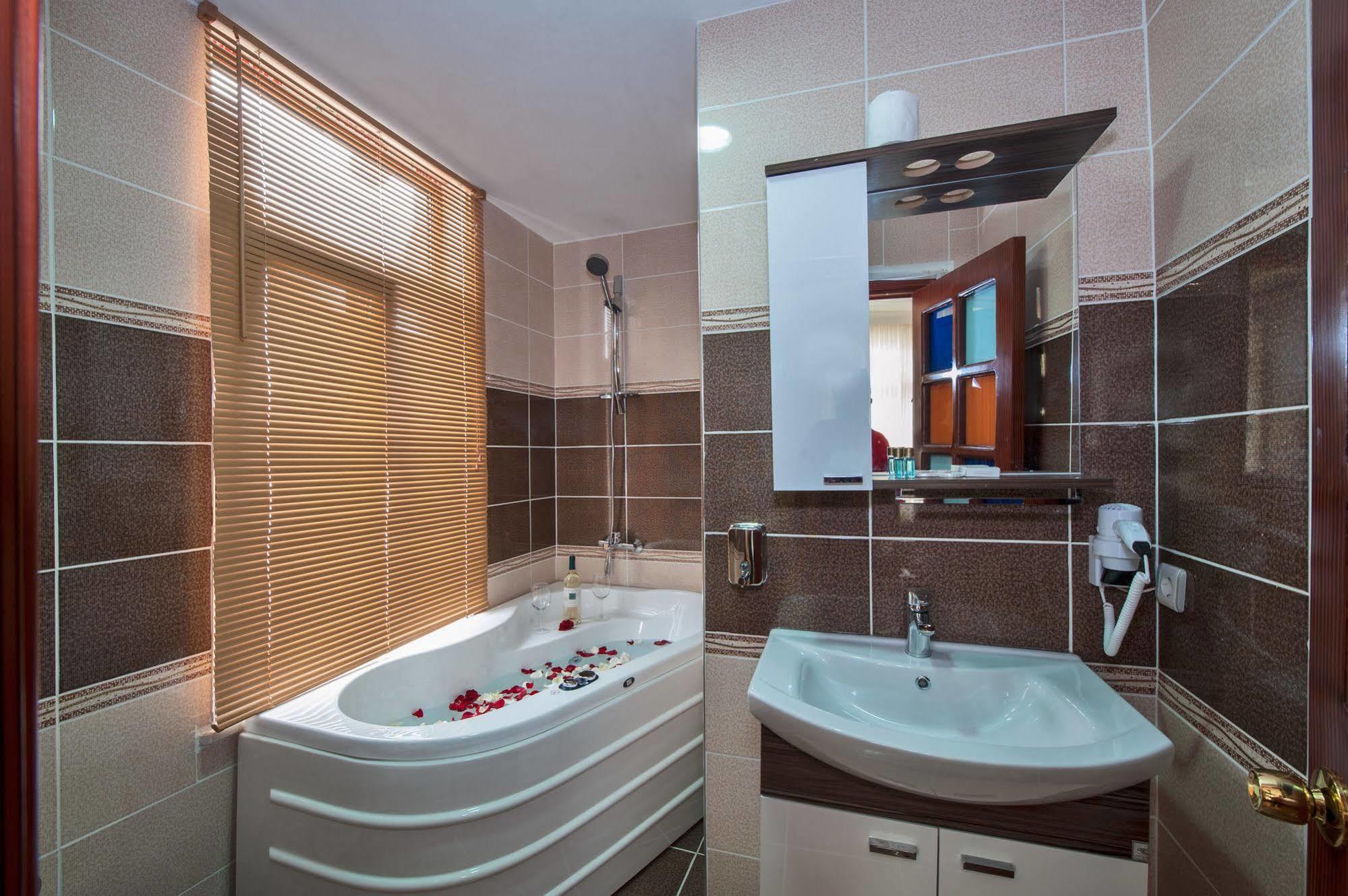 Hotel Kumkapi Konagi Istanbul Luaran gambar